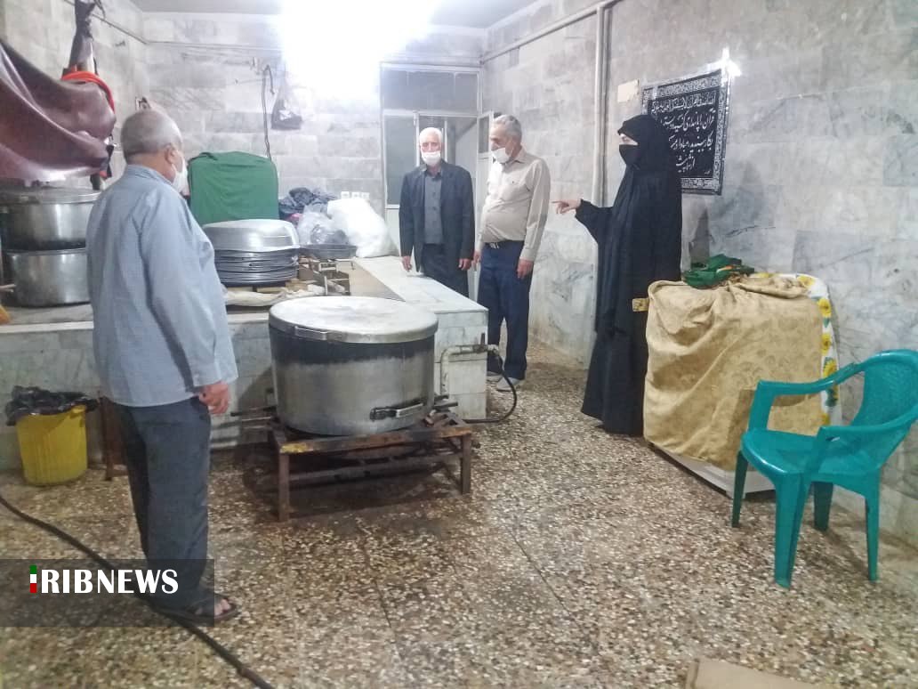 این پرچم که زمین نمی ماند