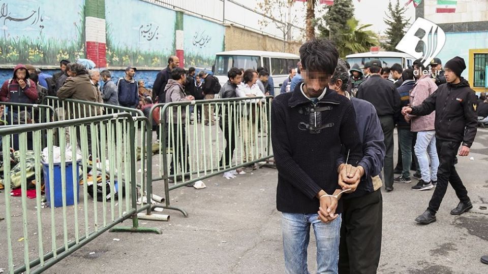 پاکسازی معتادان متجاهر در منطقه ۱۲ پایتخت پاکسازی معتادان متجاهر در منطقه ۱۲ پایتخت