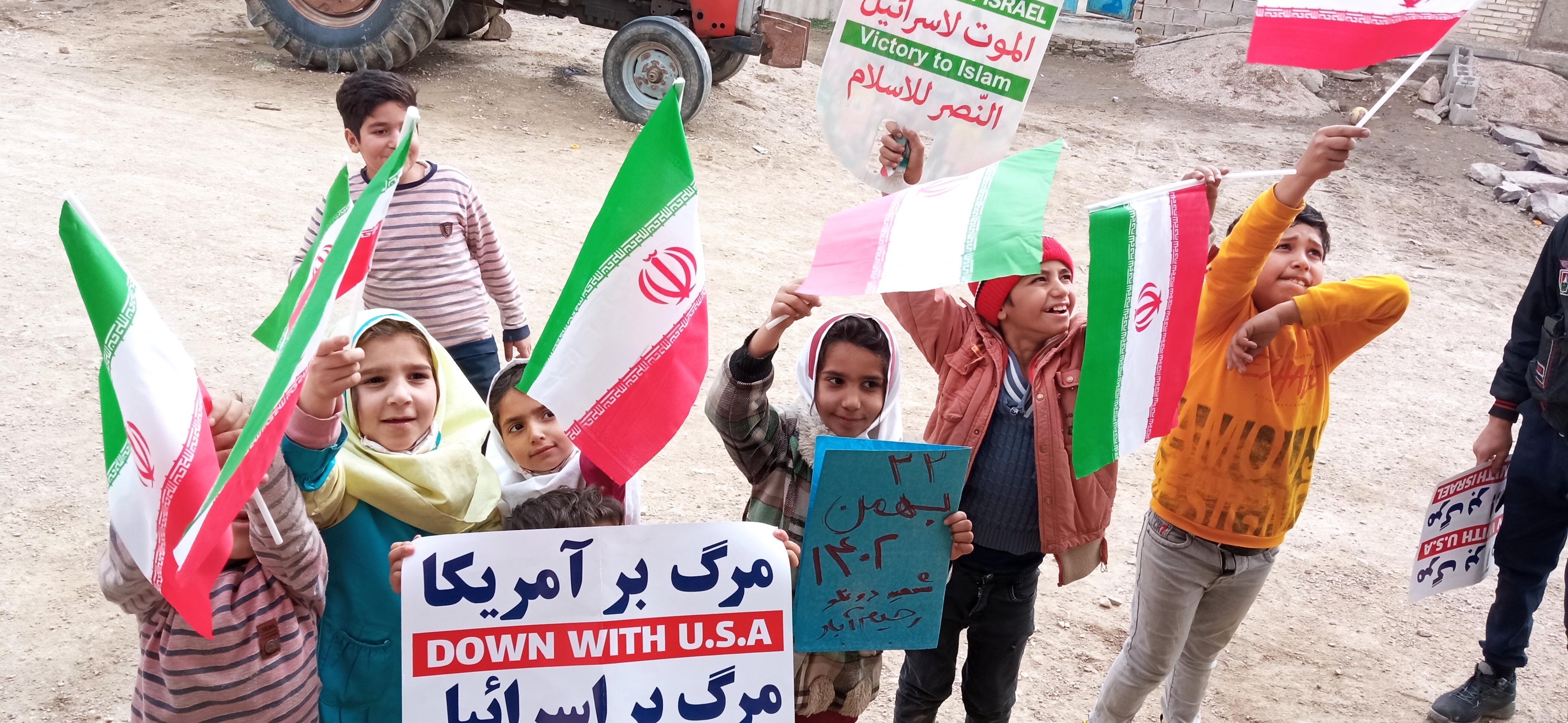 تصاویر ارسالی شهروند خبرنگاران از فجر چهل و پنجم تصاویر ارسالی شهروند خبرنگاران از فجر چهل و پنجم