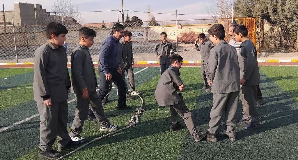 برپایی رقابت های بومی محلی در روستاها