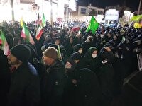 مردم خراسان لبیک گویان در شب ۲۳ ماه مبارک رمضان با رهبر خود بیعت کردند