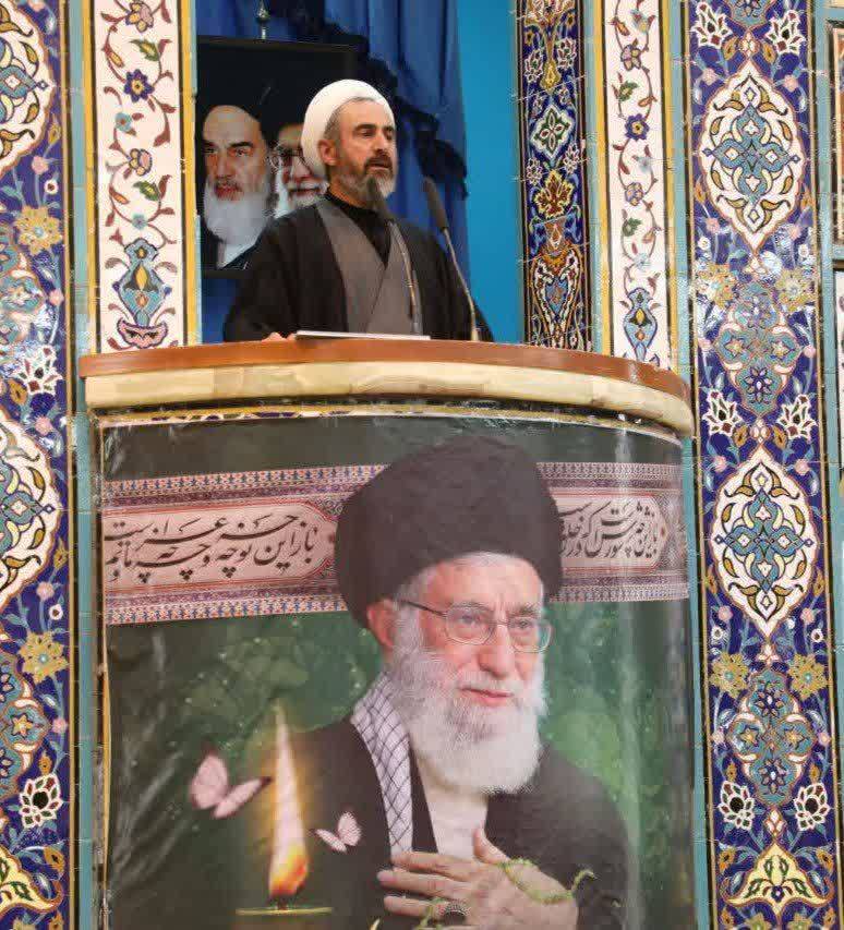 تأکید امام جمعه ایلام بر ادامه مسیر مقاومت