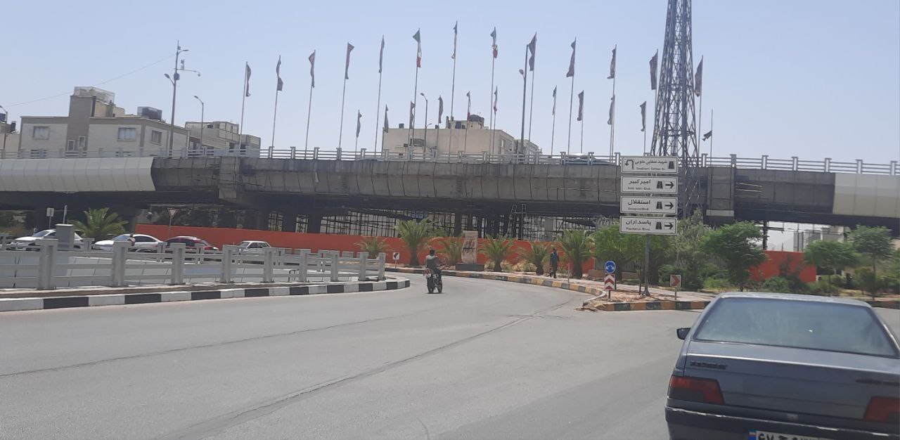 گلایه شیرازی‌ها از اجرای کند عملیات مقاوم سازی پل شهیدان