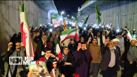 ایران؛ مدرسه‌ای نود میلیونی برای آموزش آزادگی و استکبارستیزی