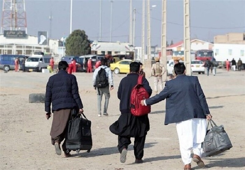 بازگرداندن اتباع خارجی غیرقانونی از همدان به کشور خود