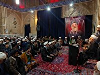 واجب‌ترین فعالیت، دفاع از نظام و رهبری
