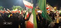 خروش مردم قرچک در شب ۷۹؛ تجدید میثاق با رهبر شهید در میدان امام خمینی (ره)