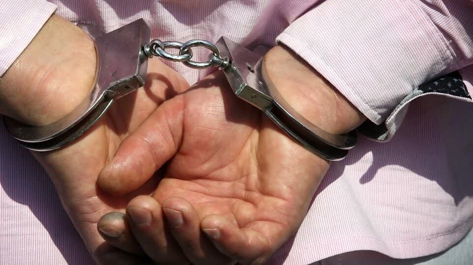 بازداشت کلاهبردار میلیاردی در اشکذر بازداشت کلاهبردار میلیاردی در اشکذر