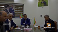 بازدید استاندار مرکزی از مزرعه زیر کشت جو اصلاح شده در زرندیه
