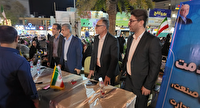 برپایی میز خدمت در اجتماع شبانه