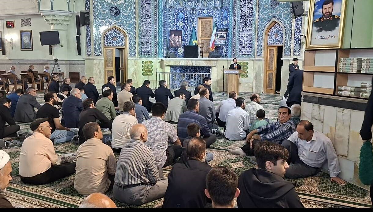 بزرگداشت شهدای خدمت در حرم عبدالعظیم حسنی (ع)
