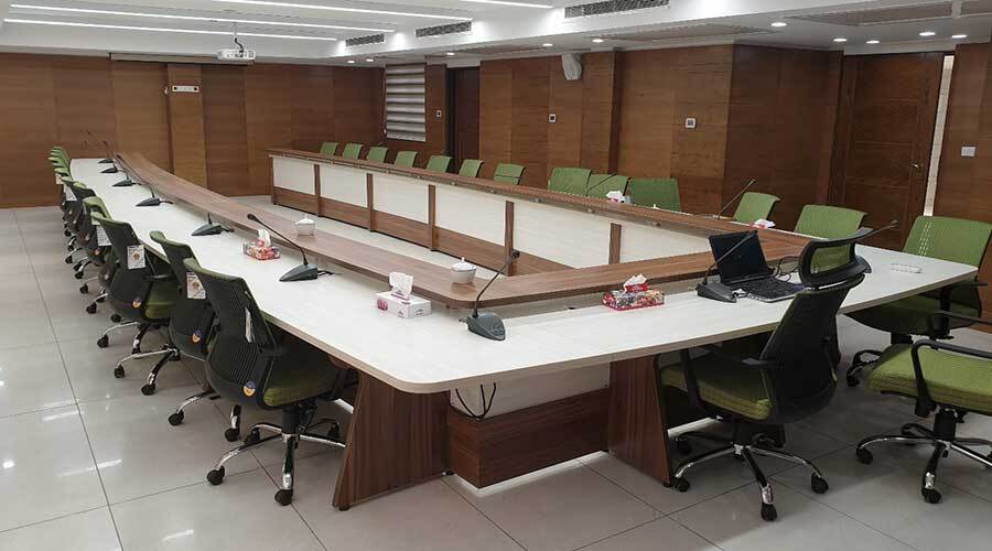 برگزاری جلسات اداری بین ساعت ۸ تا ۱۲ ممنوع