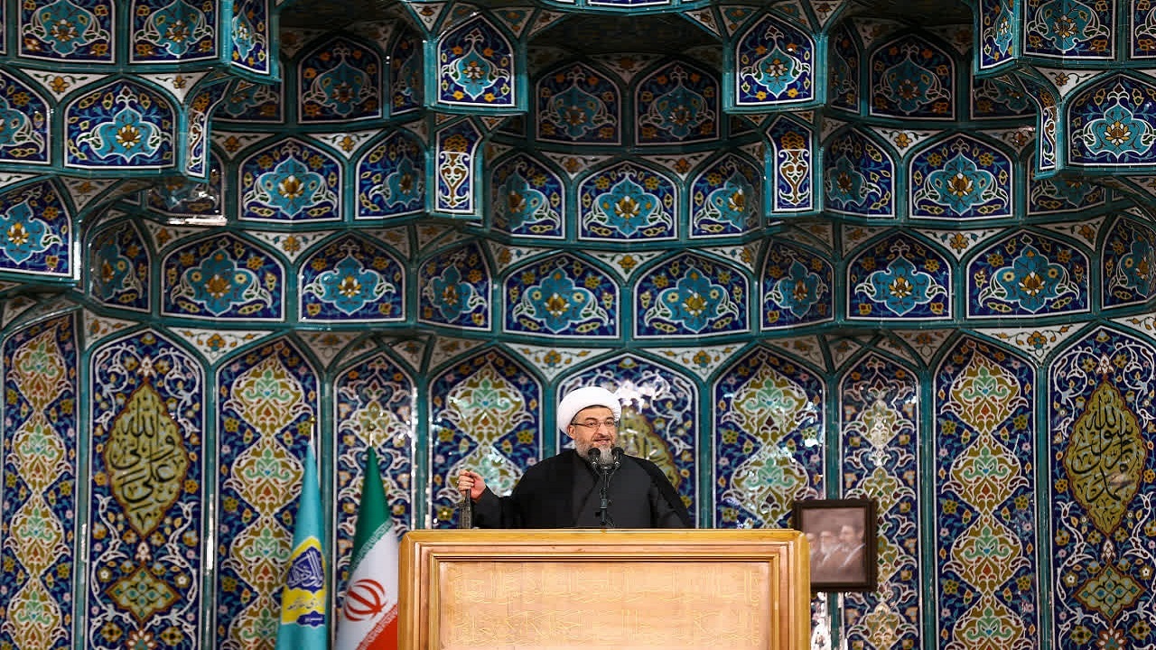 محرم بزرگترین کانون وحدت و استکبارستیزی امت اسلامی است