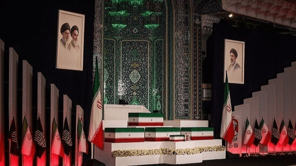 اعزام ۷۰۰ زائر از فسا به مراسم وداع با امام شهید اعزام ۷۰۰ زائر از فسا به مراسم وداع با امام شهید