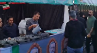 توزیع بیش از ۵ هزار بسته غذایی میان زائران امام شهید در قرچک