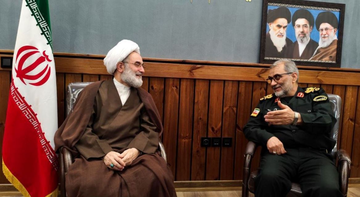 مجاهدت در راه اعتلای امنیت کشور، عاملی برای رشد شخصیت‌های اثرگذار
