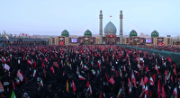 حضور مردم در تشییع قائد شهید، بیعت با رهبری است