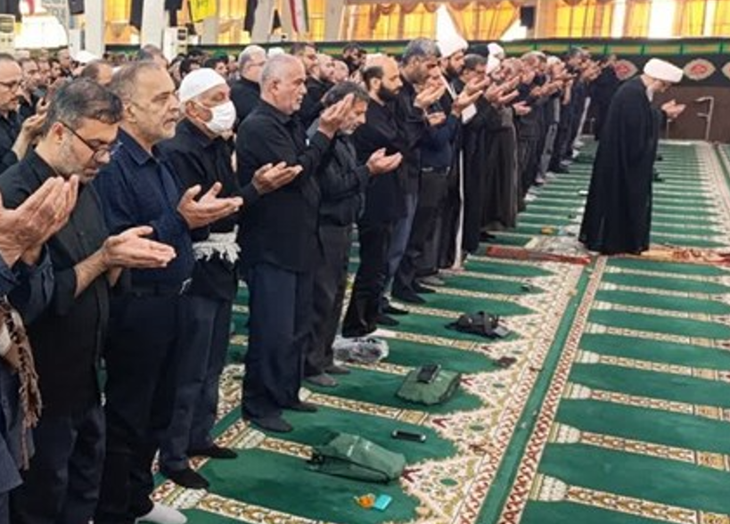نماز جماعت ظهر تاسوعا در بوشهر اقامه شد