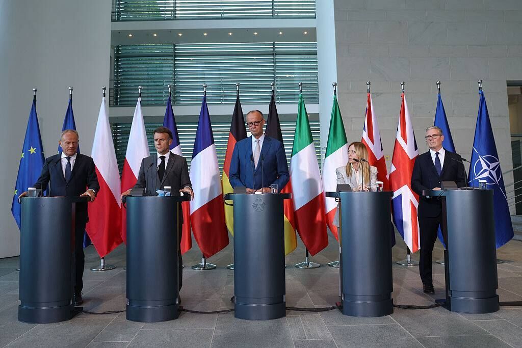 استقبال پنج کشور اروپایی از تفاهمنامه ایران و آمریکا استقبال پنج کشور اروپایی از تفاهمنامه ایران و آمریکا