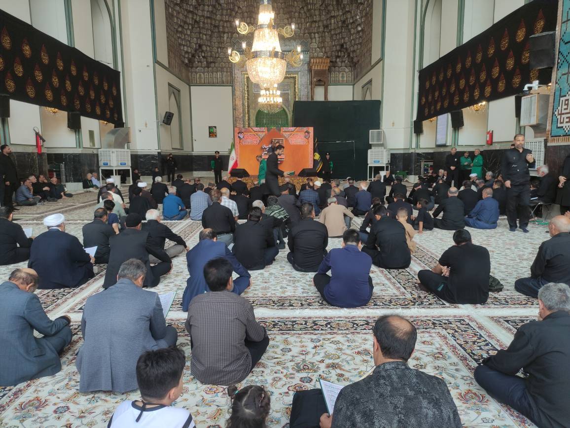 برگزاری مراسم گرامیداشت سالگرد شهادت آیت الله بهشتی در حرم رضوی