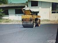 بهسازی و آسفالت محوطه ۷ واحد آموزشی در صومعه سرا