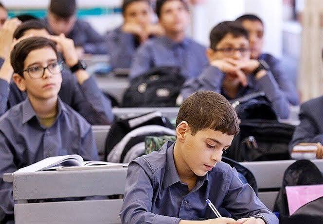 برگزاری آزمون تعیین رشته مجدد دانش آموزان