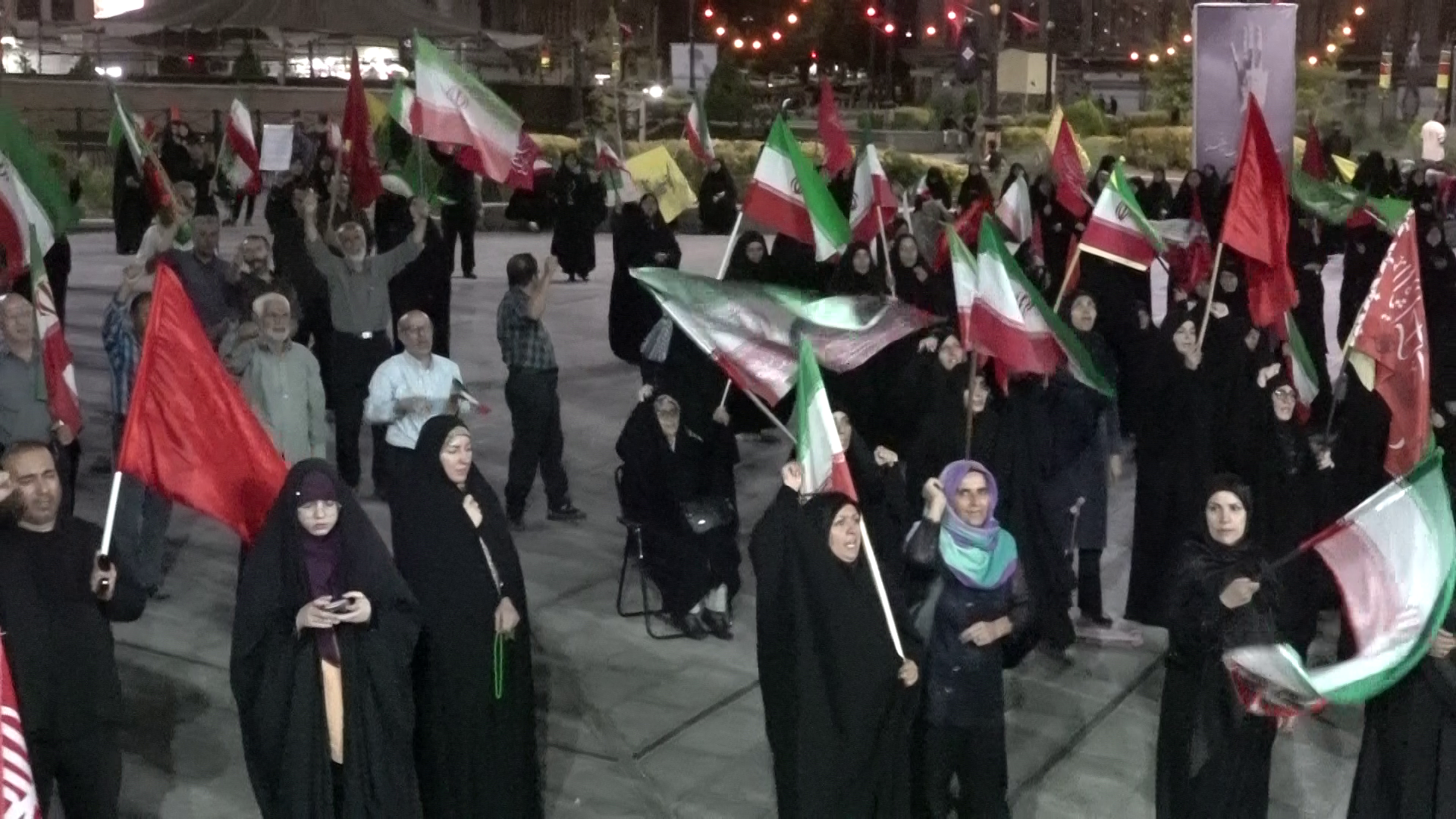 پنج ماه ایستادگی درخیابان های همدان پنج ماه ایستادگی درخیابان های همدان