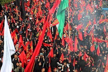 آغاز پیاده روی بزرگ دلدادگان اربعین در شیراز تا دقایقی دیگر