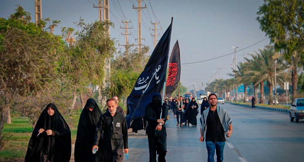 طنین لبیک یا حسین در مسیر ۲۰ بقعه متبرک استان بوشهر