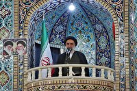 امام جمعه شهرکرد: وحدت و انسجام ملی، تنها راه عبور از توطئه‌های دشمن