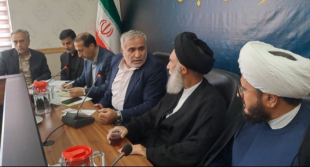 جلسه شورای ترویج ایثار و شهادت و ساماندهی گلزار شهدای شهرستان لنجان