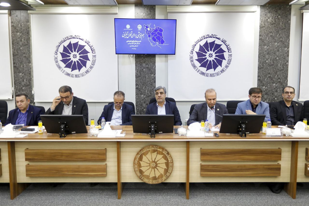 بازنشستگی ۵۲ درصد از کارگران با سنوات ارفاقی نگران کننده است بازنشستگی ۵۲ درصد از کارگران با سنوات ارفاقی نگران کننده است