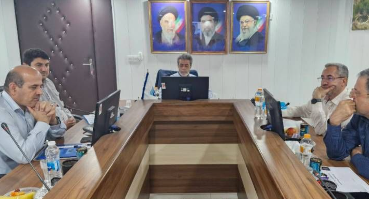صنعت برق بوشهر در شرایط جنگی پای کار مردم بود