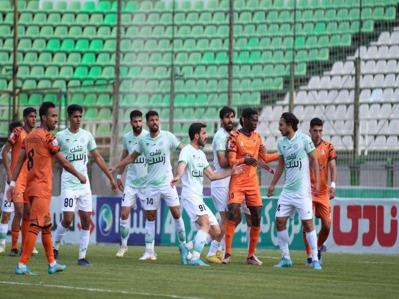 برد شیرین ذوب‌آهن مقابل مس شهر بابک
