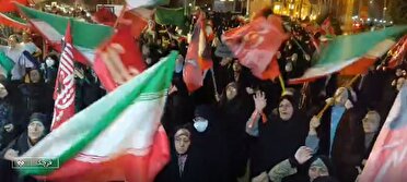 تجمع باشکوه شب ۱۹۵ قرچکی‌ها در حمایت از رهبری و نیروهای مسلح مقتدر